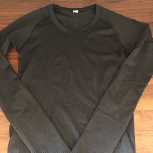 Lululemon Swiftly Tech Long Sleeve top